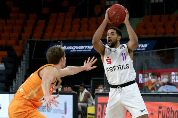 让他在面对 让他在面对